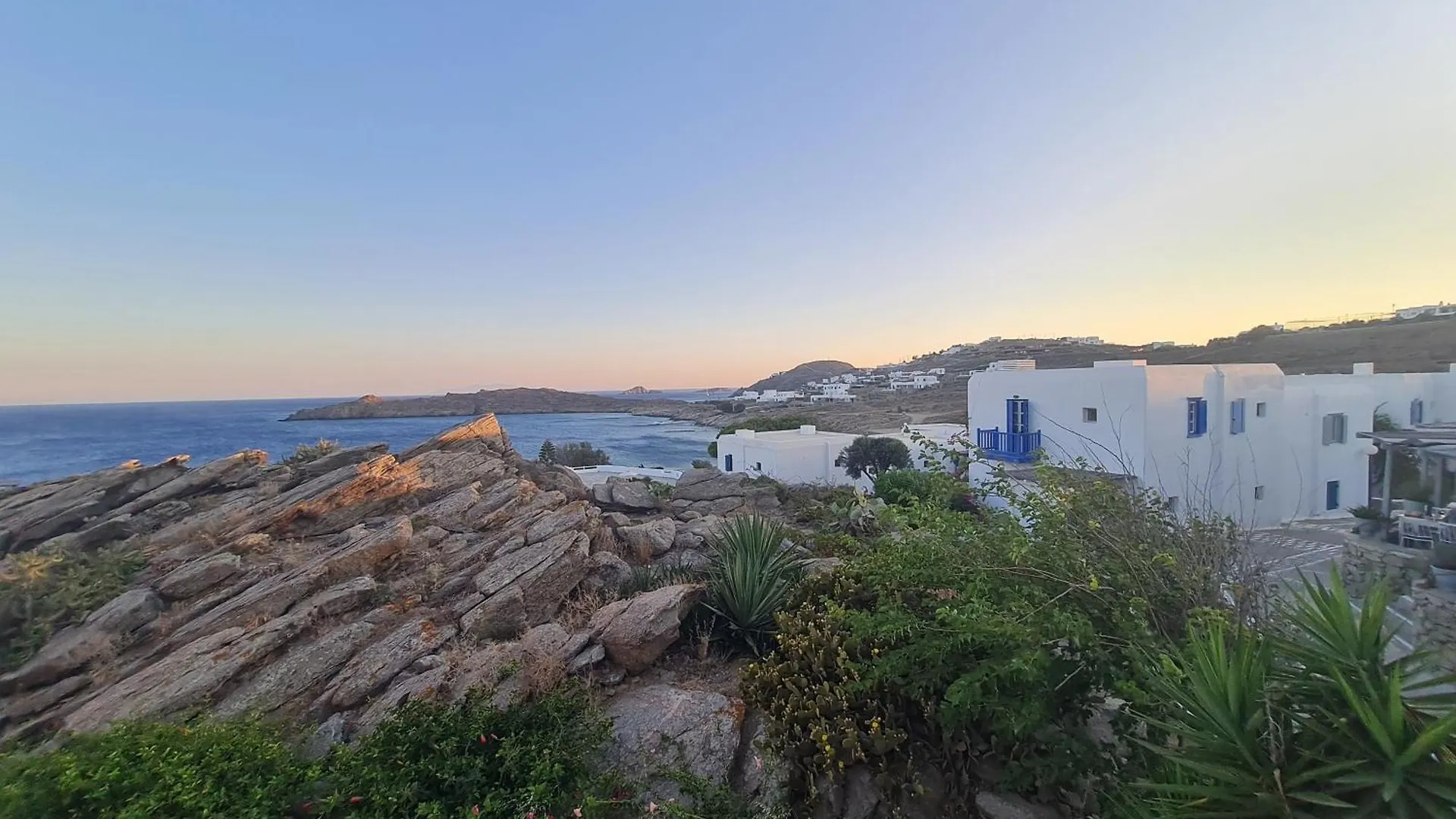 Blue Pearl Maisonette Ornos  Holiday home